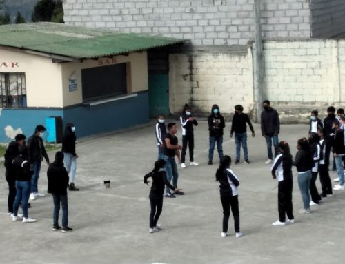 Taller de danza en Unidad Educativa “Los Cañaris”